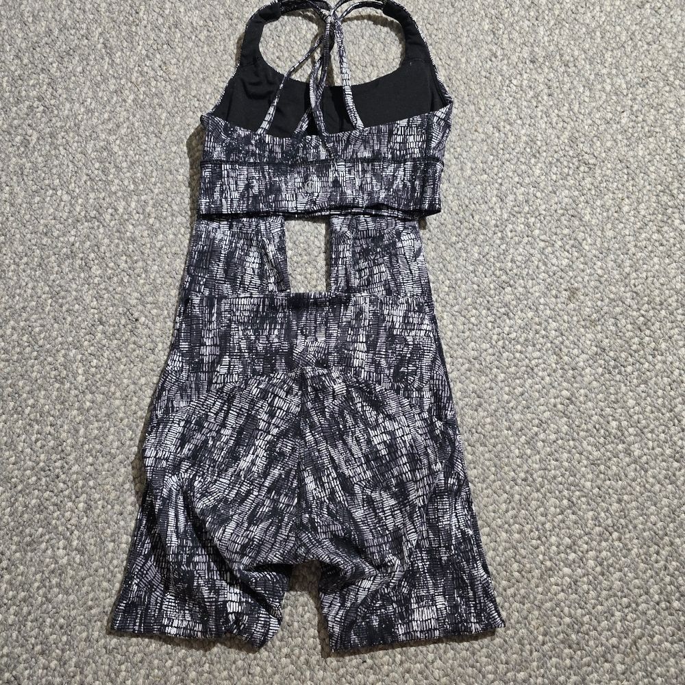 LULULEMON set - Picture 2 of 3